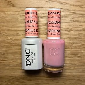 💅🏻DND polish - peach fuzz💅🏻